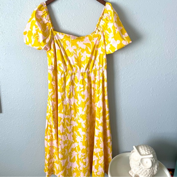 Eloquii Puff Sleeve Fit and Flare Yellow Floral Print Midi Dress Size 16 - Picture 2 of 11
